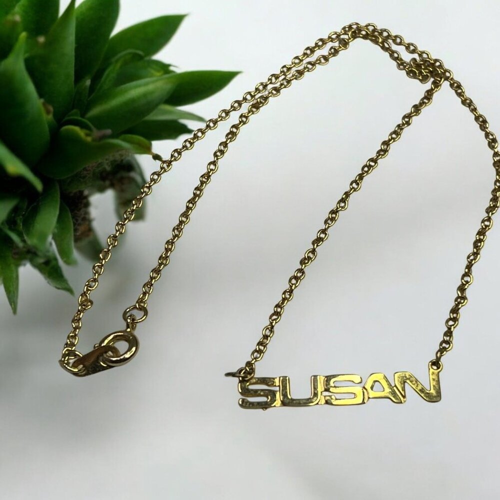 Susan Women's Necklace on Gold Color 14” Alloy Chain